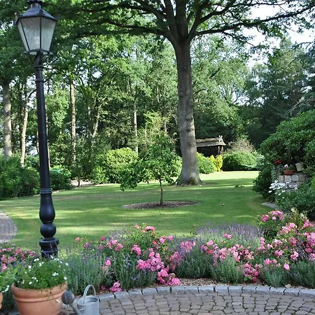 Holsten Guest house *